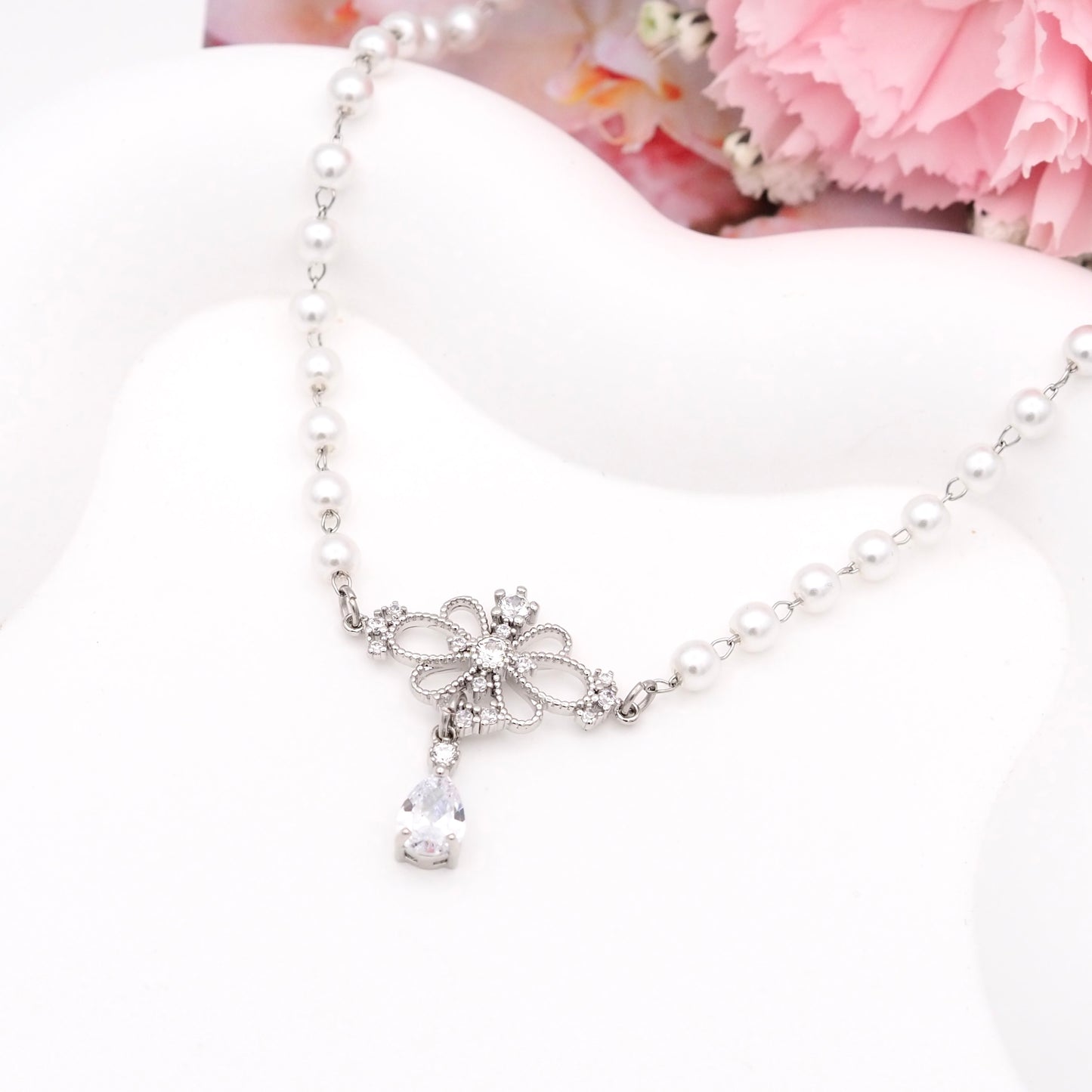 Gleam of Dawn Choker Necklace