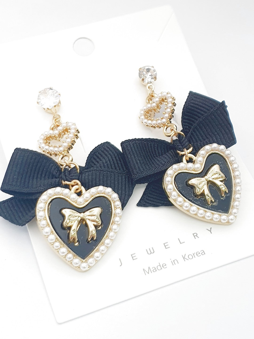 Noir Charm Earrings