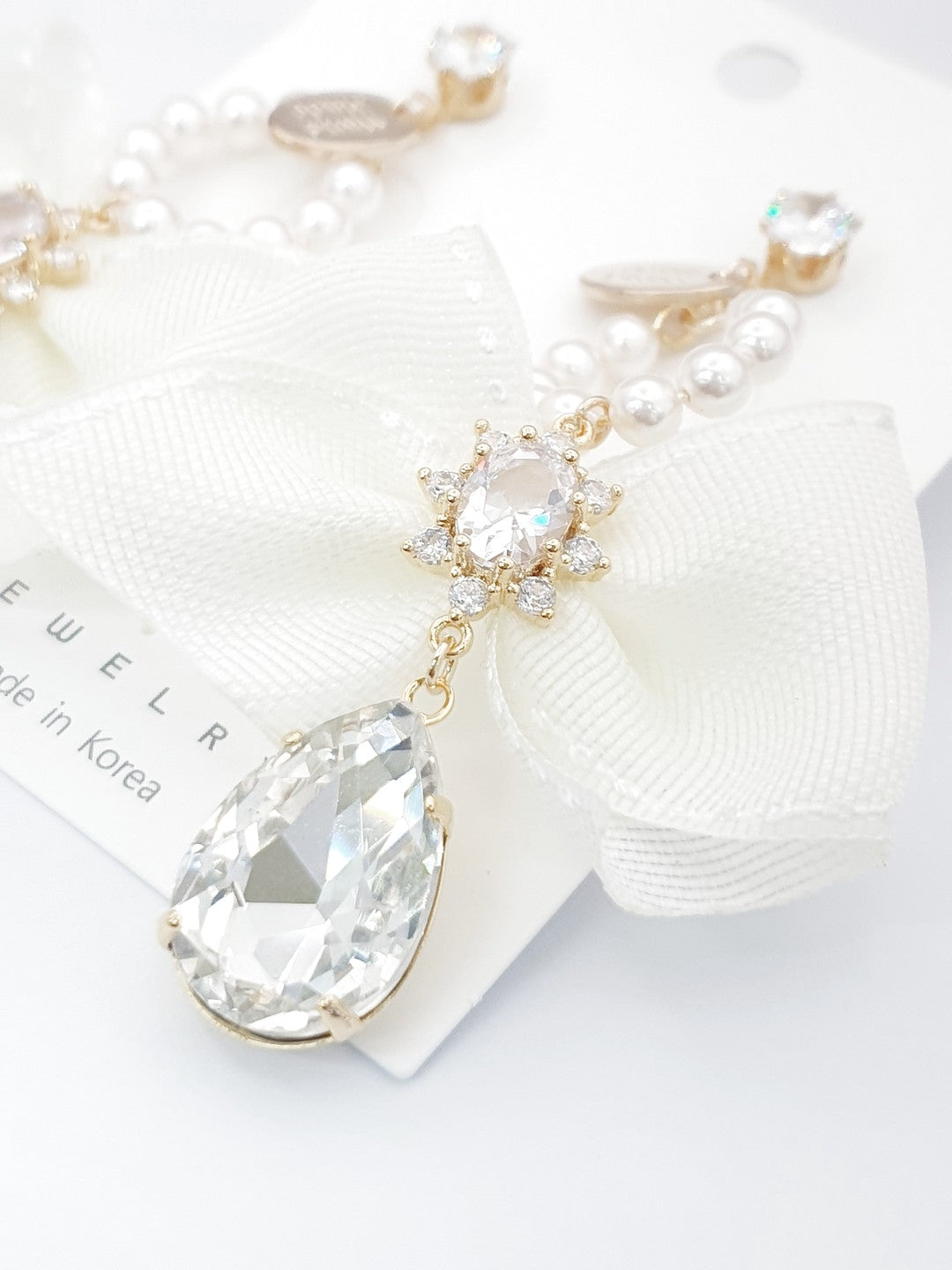 Soft White Ribbon Earrings