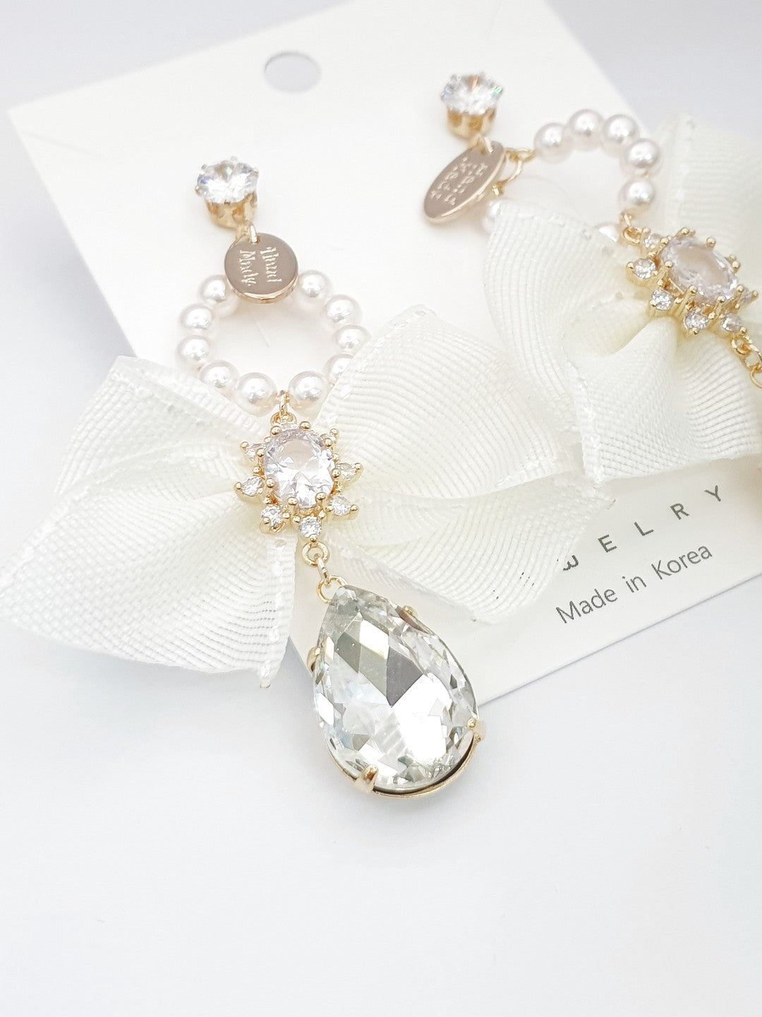 Soft White Ribbon Earrings