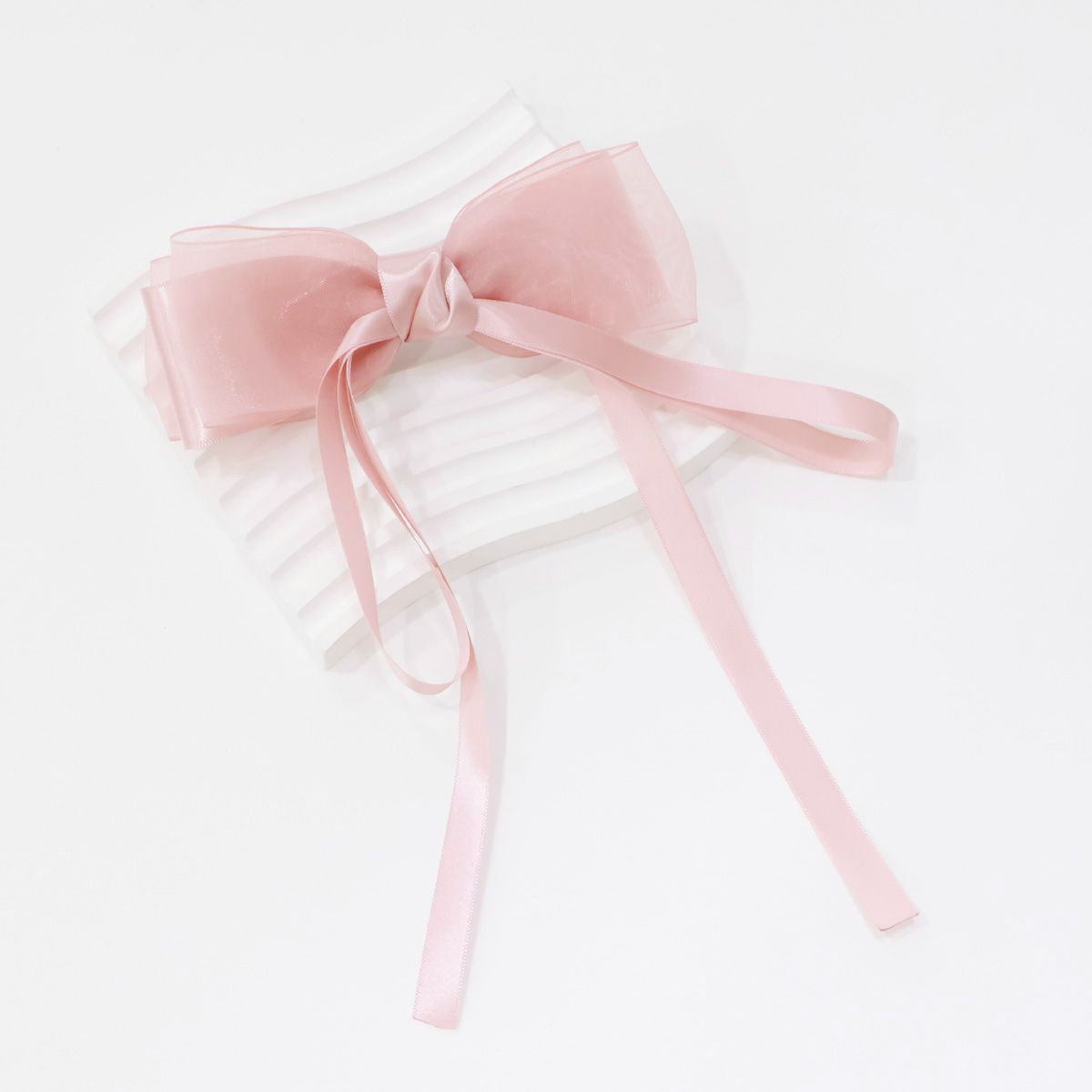 Cloudy Ribbon Hair Clip