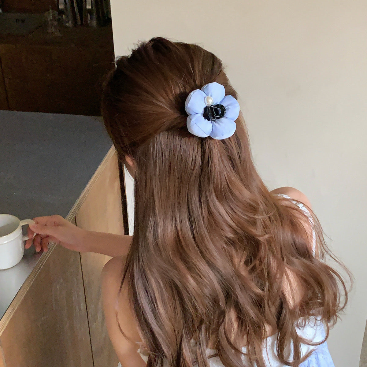 Mini Petal Puff Hair Clip