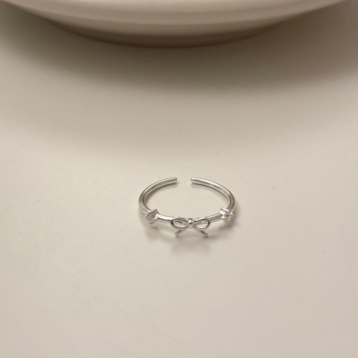 925 Silver Ribbon Cubic Ring