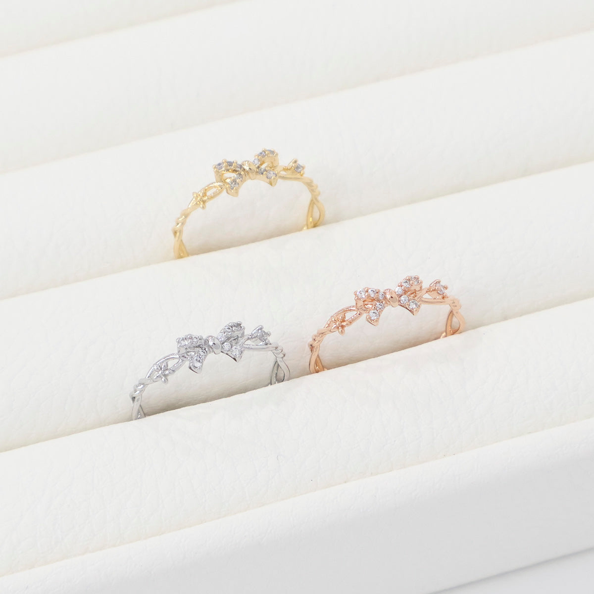 Twinkle Bow Ring