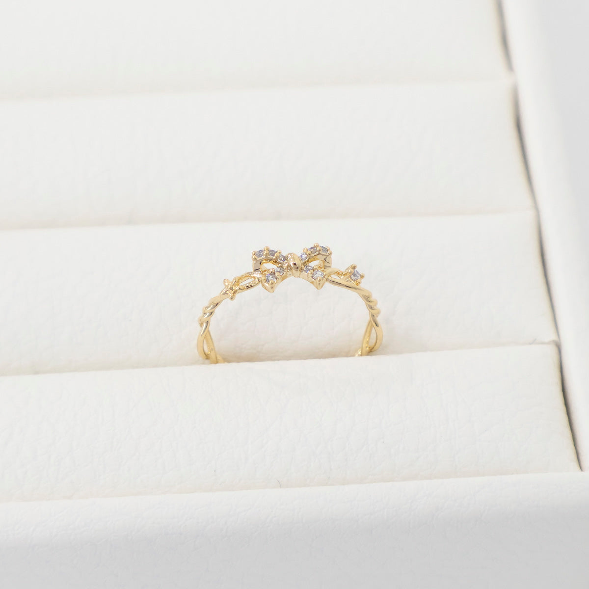 Twinkle Bow Ring