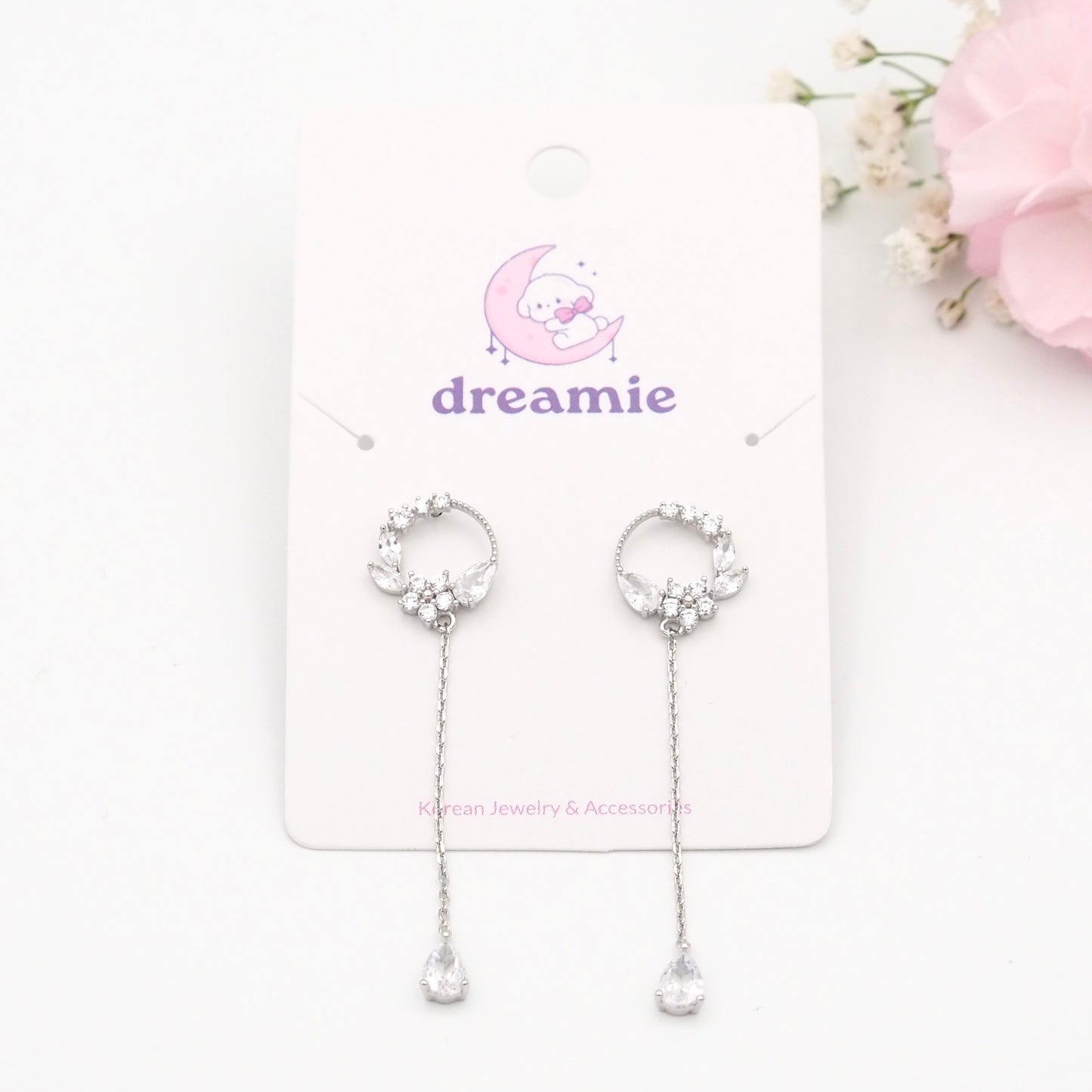 Dream Wreath Dangles Earrings