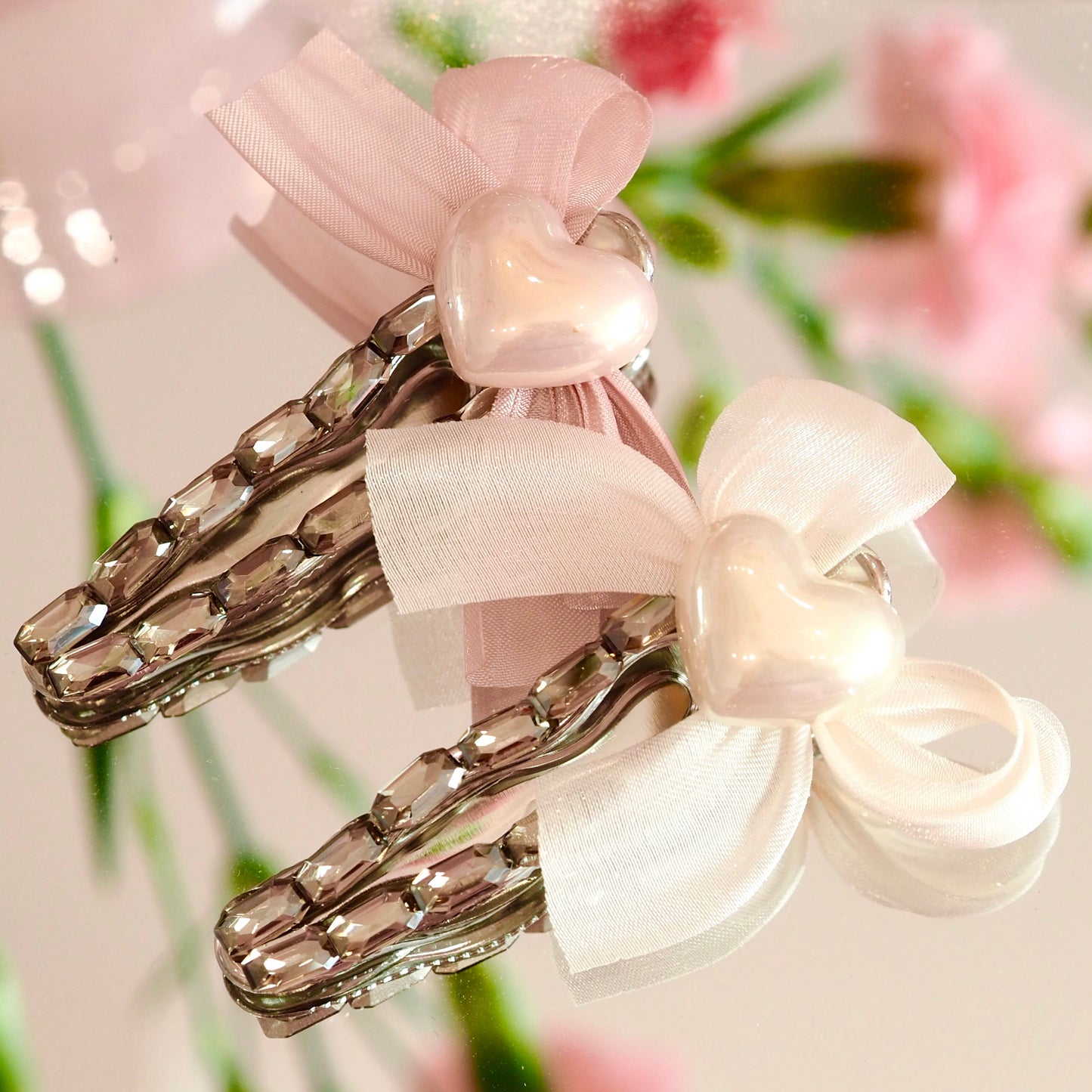 Crystal Bow Kiss Hair Pin
