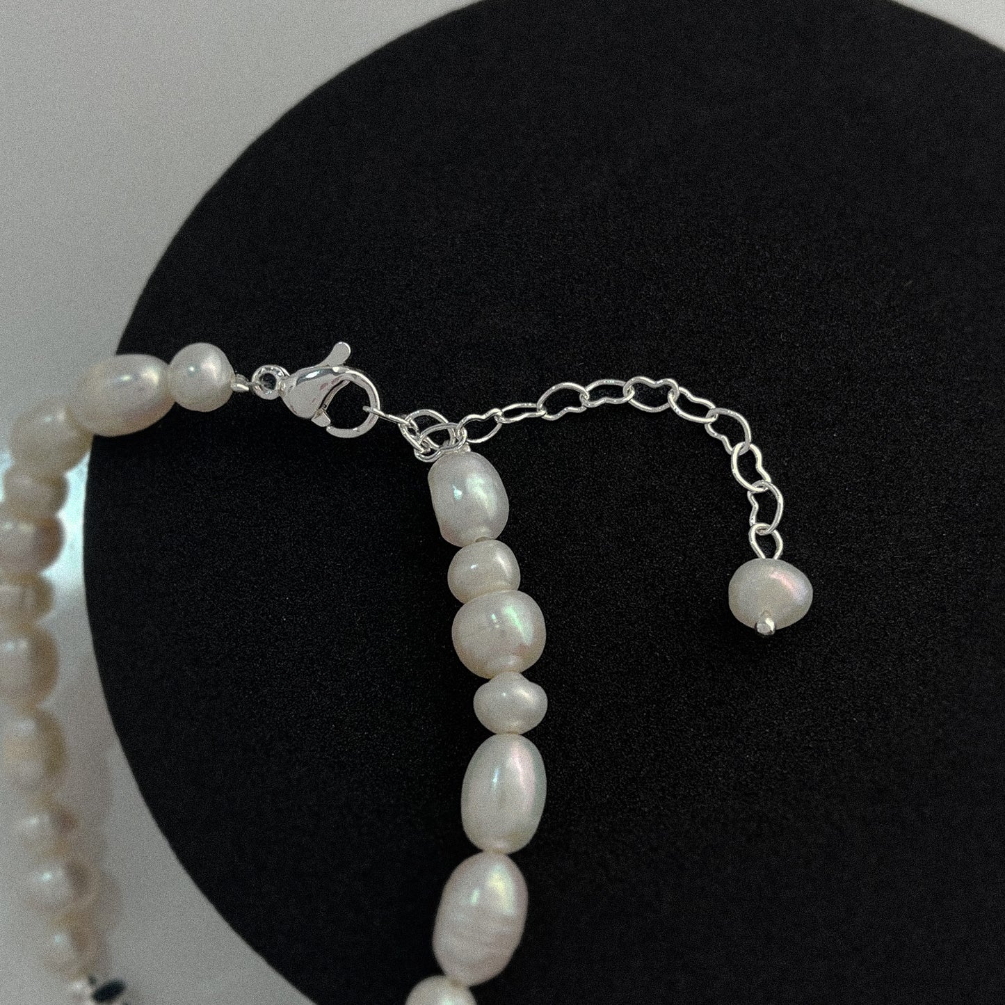 Ribbon Pearl Bracelet