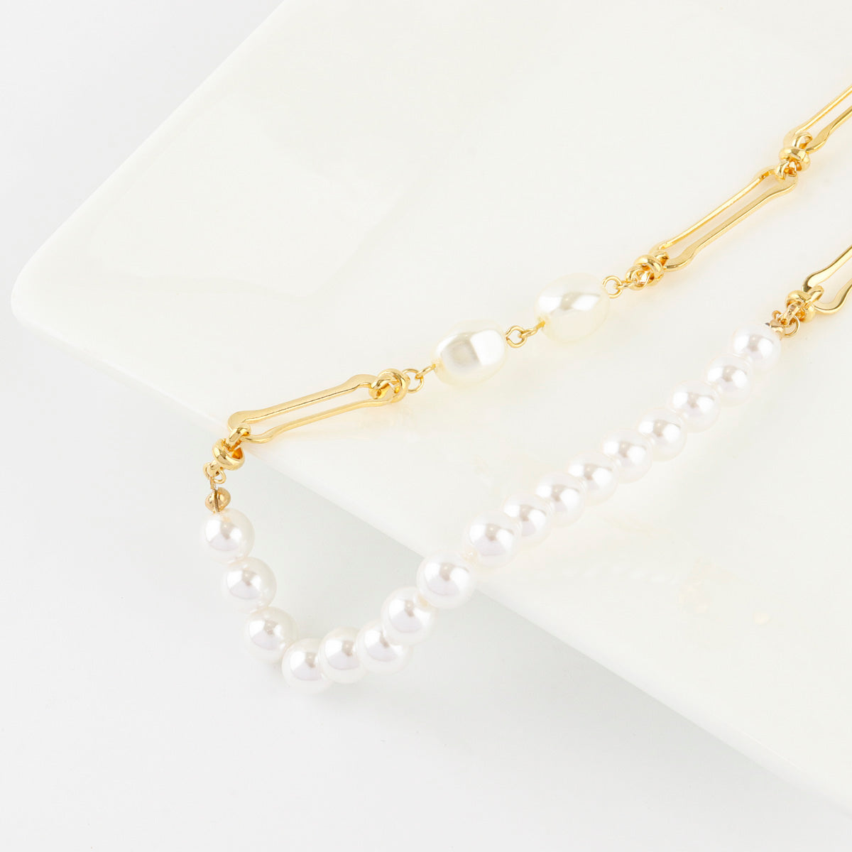 Lustre Chain Necklace