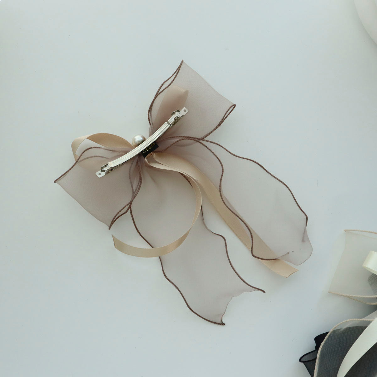 Serene Ribbon Elegance Hair Clip