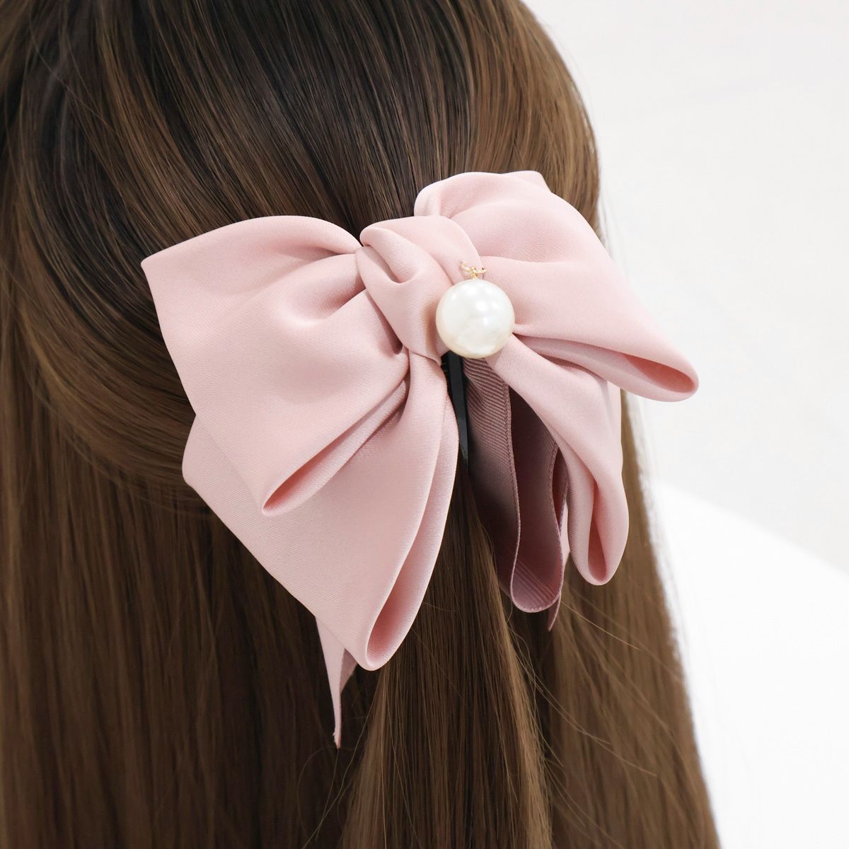 Pearl Ribbon Banana Hairpin