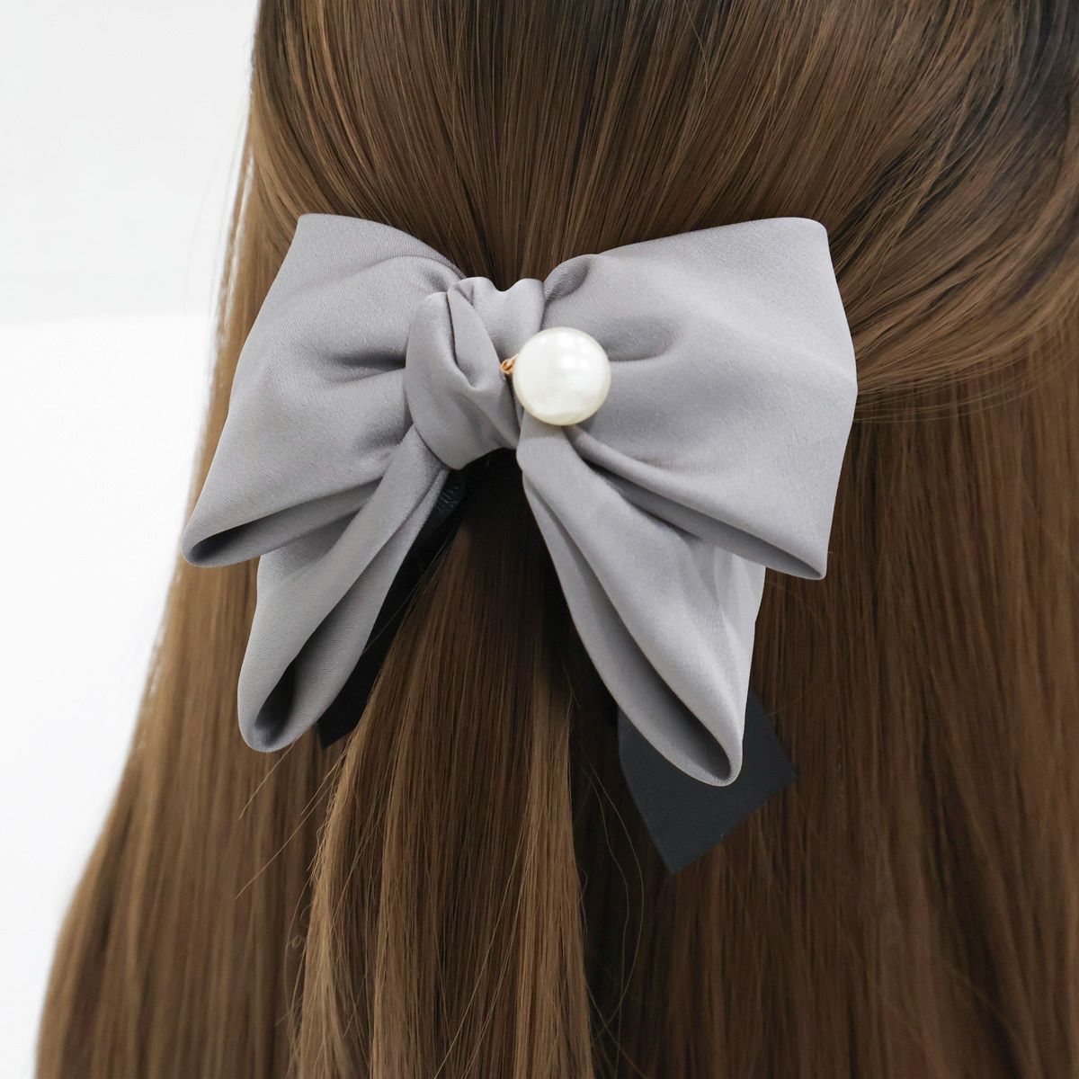 Pearl Ribbon Banana Hairpin