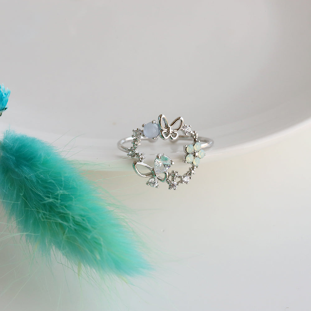 Dreamy Flutter Ring