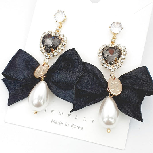 Black Ribbon Heart Sparklers Earrings