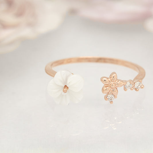 Petite Mother of Pearl Pinkie Ring - Rose gold