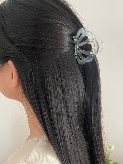 Sea Shell Hair Claw