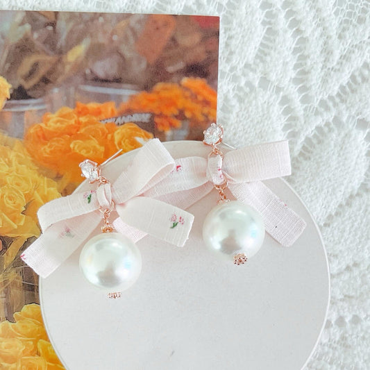 Ballet Pearl Earrings