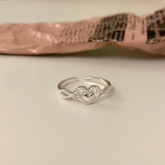 925 Silver Loving Vine Twist Ring