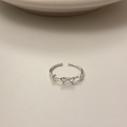 925 Silver Ribbon Cubic Ring
