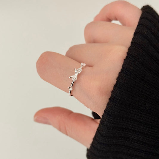 925 Silver Ribbon Cubic Ring