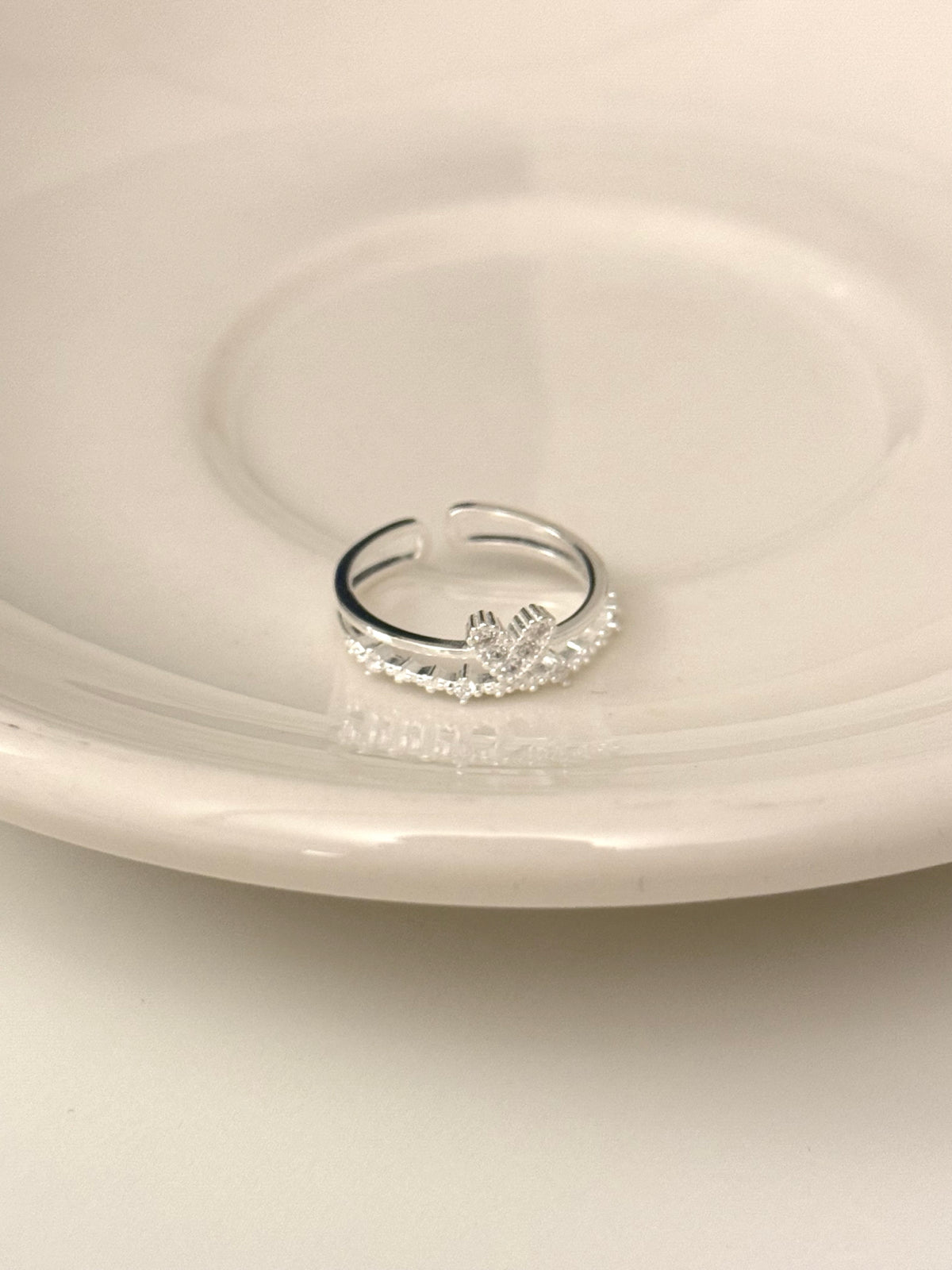 925 Silver Lover’s Trace  Ring