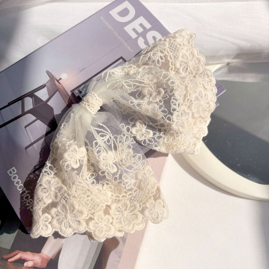 Lace Drop Ribbon Hair Clip