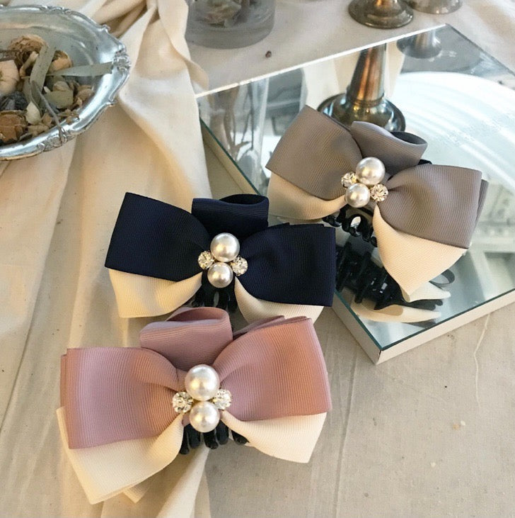 Two-tone Ribbon Pearl Hair Claw