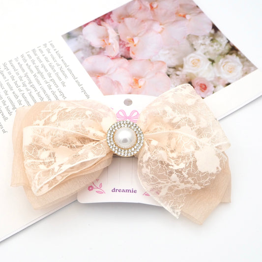 Lacy Pearl Bloom Hair Clip