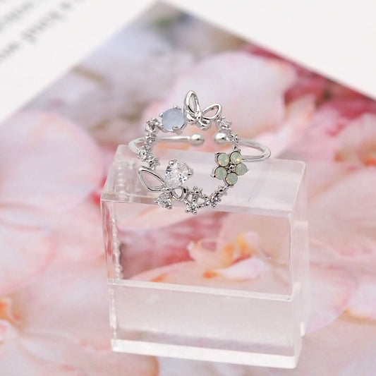 Dreamy Flutter Ring - silver