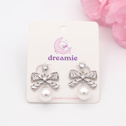 Chérie Pearl Clip-on Earrings