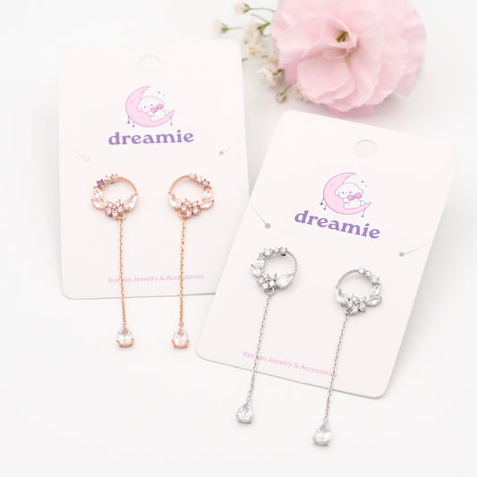 Dream Wreath Dangles Earrings