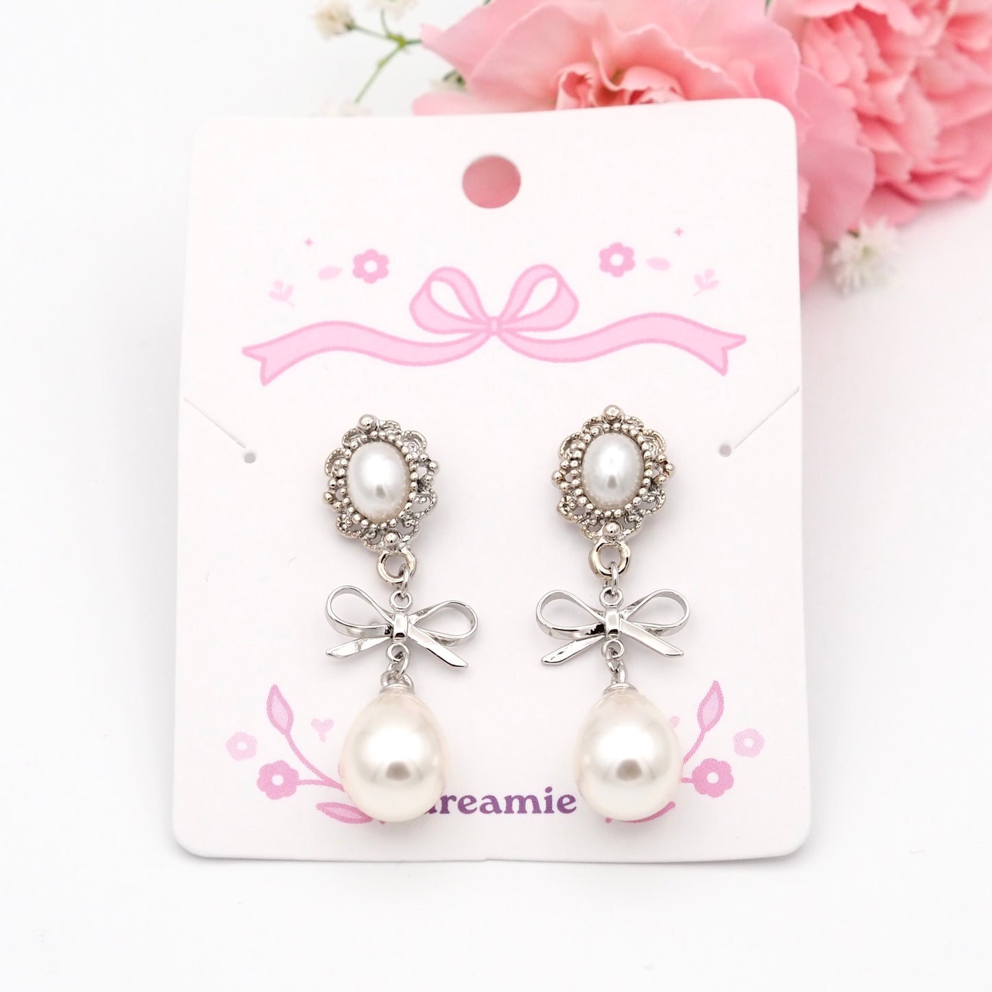 Lovelace Pearls Earrings
