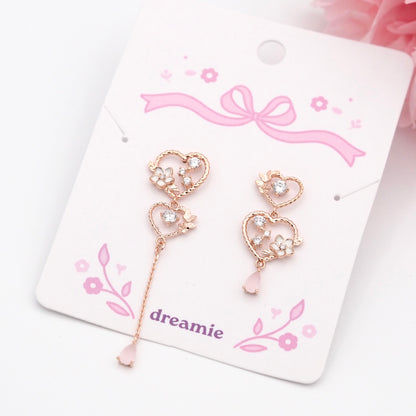 Rosé Bloomfly Earrings