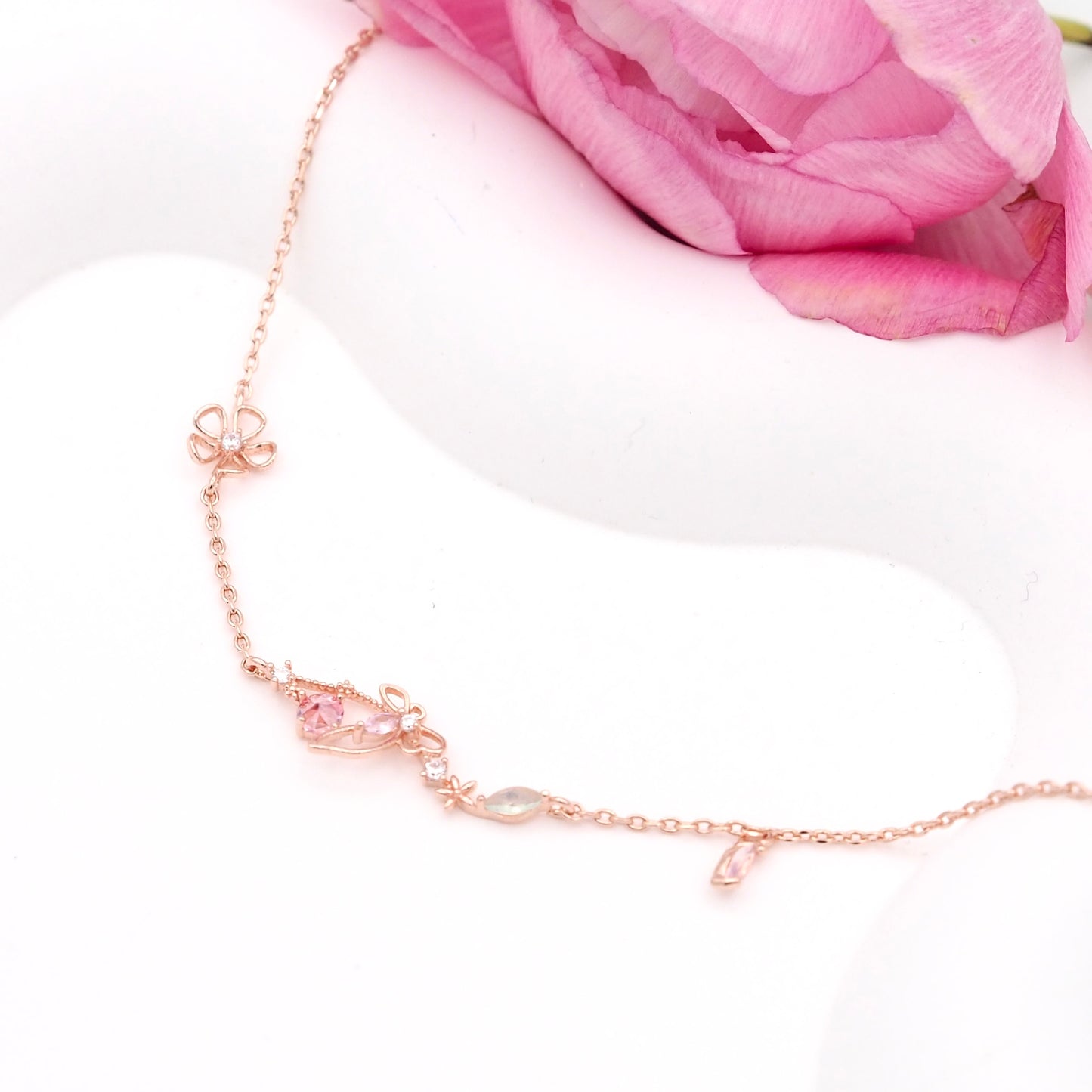 Butterfly Blooms Bracelet - Rose gold
