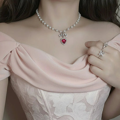 Princess Plié Pearl Choker