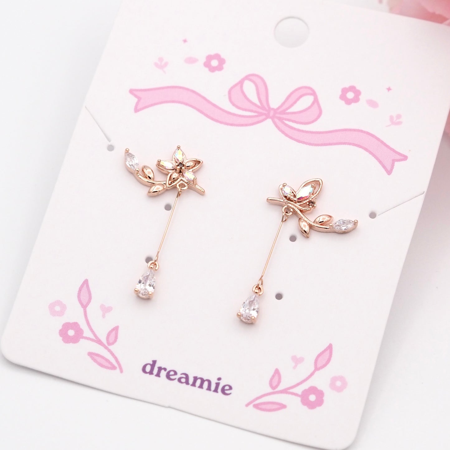 Petal Lattice Drops Earrings