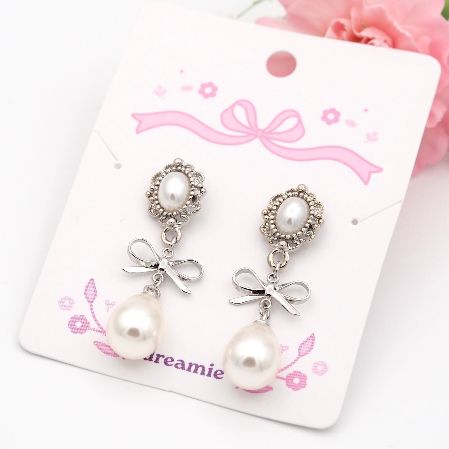 Lovelace Pearls Earrings