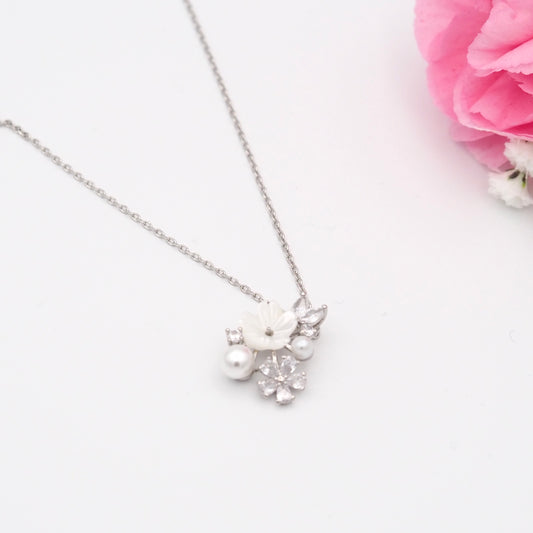 Blooming Dew Necklace