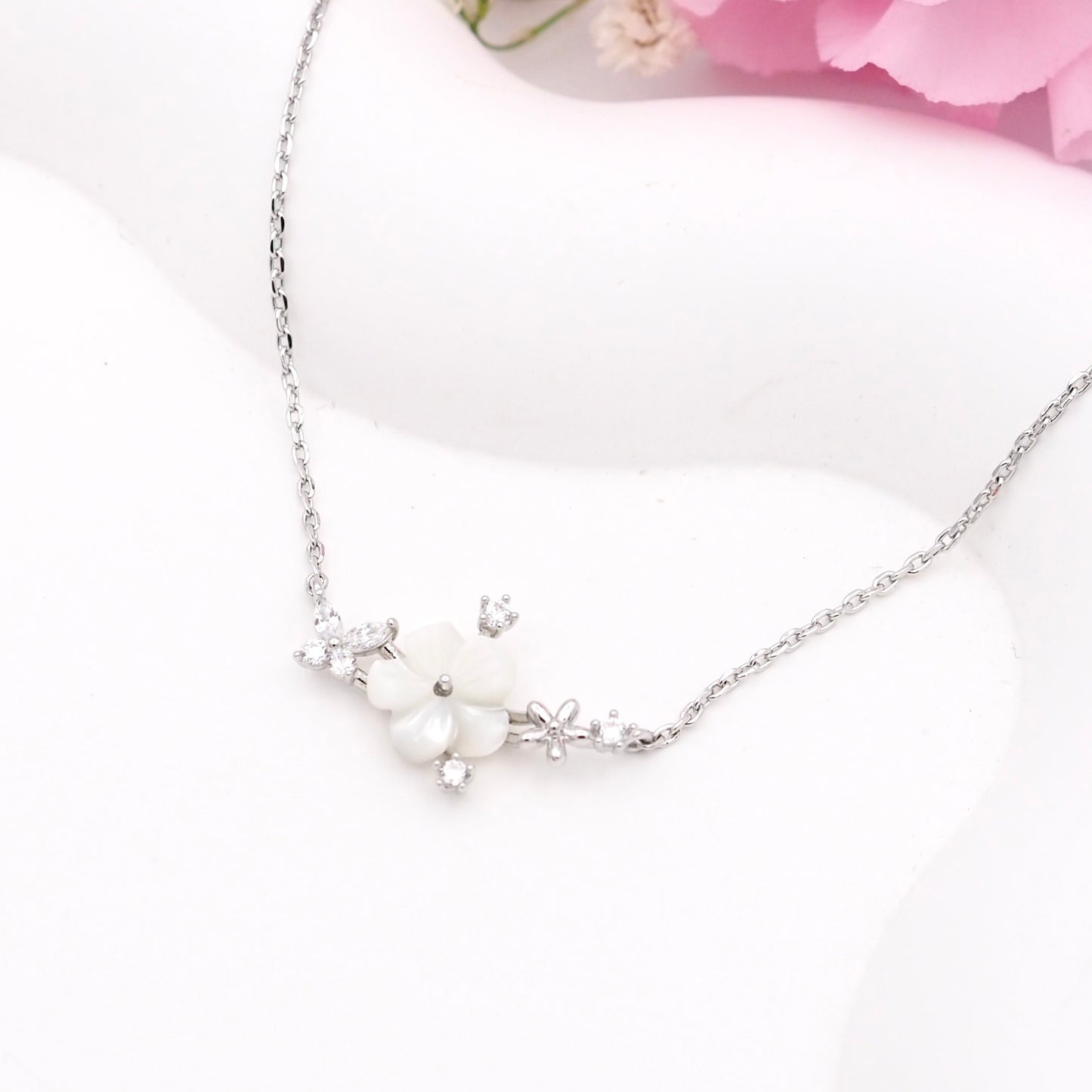 Dreamy Meadow Necklace