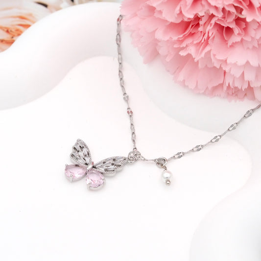 Butterfly Élégance Necklace
