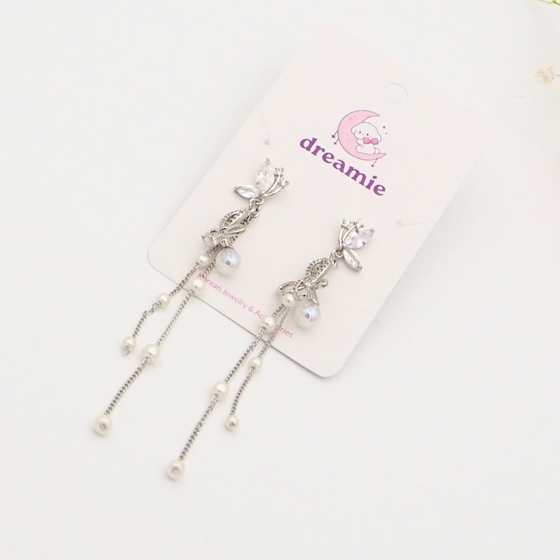 Pearlflight Glow Earrings