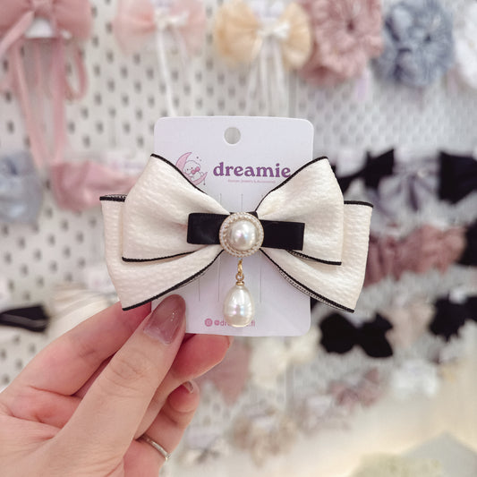 Ribbon Pearl Drop Hairpin