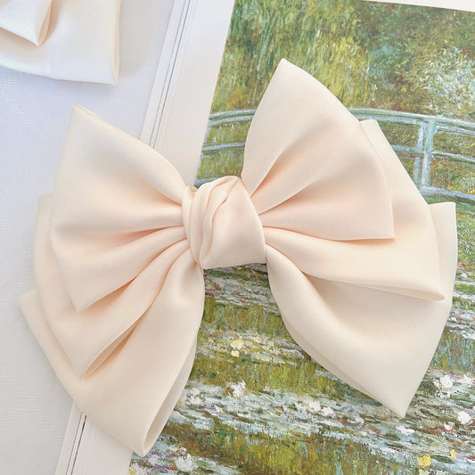 Korean bow hair accessory 